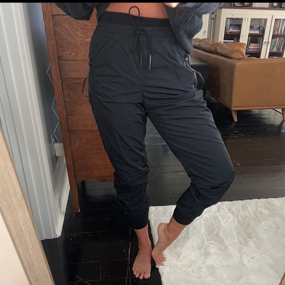 Athleta Pants - Athleta Felix track Jogger Pants